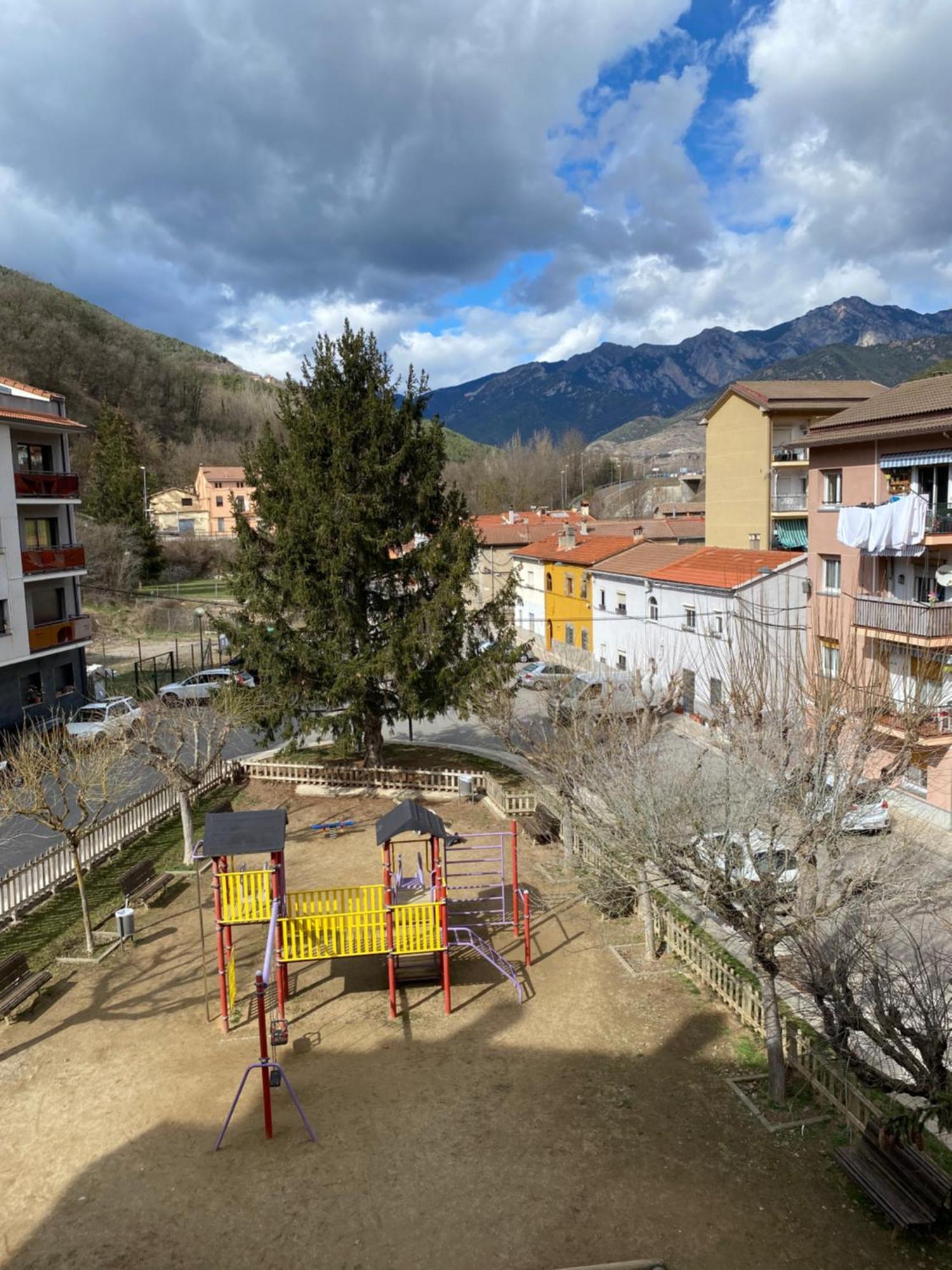 Apartamento Gold Cadi Guardiola de Bergueda Exteriör bild